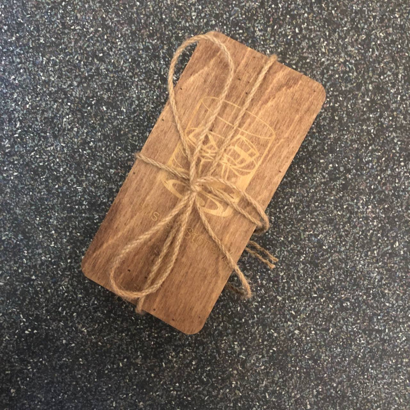 Подарунковий набір для віскі Moltis Relax – 4 срібні металеві кубики в дерев’яній коробці (WS-10701)