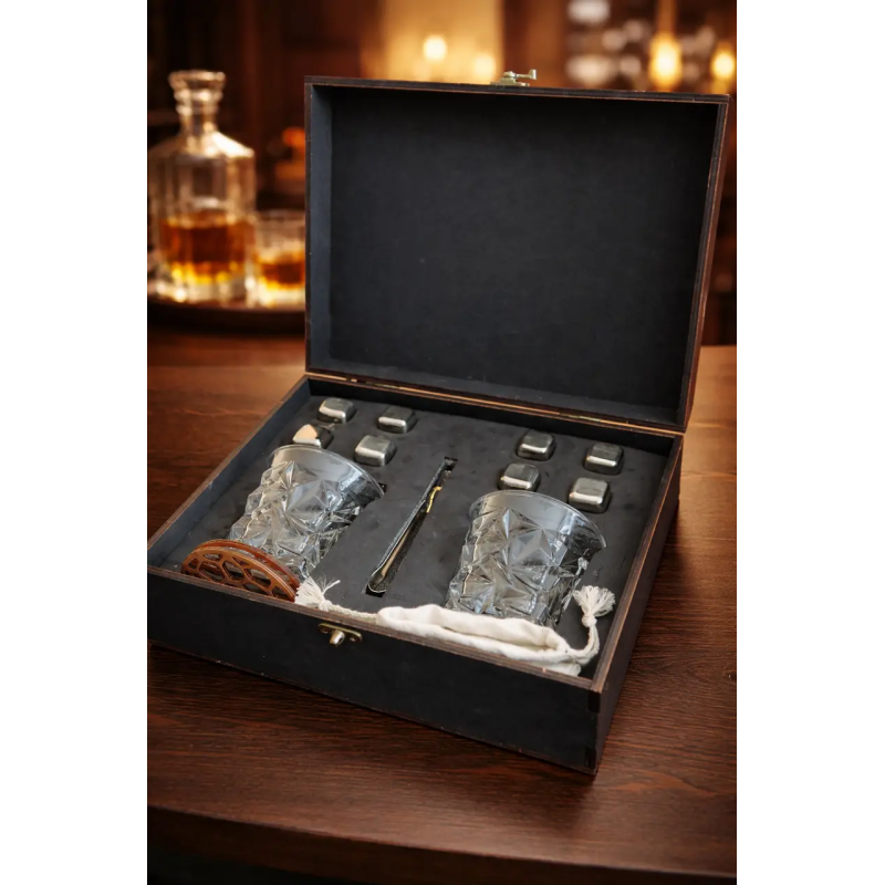 Подарунковий набір для віскі Moltis: 2 келихи Rocks + 8 охолоджуючих кубиків (MR-1018)